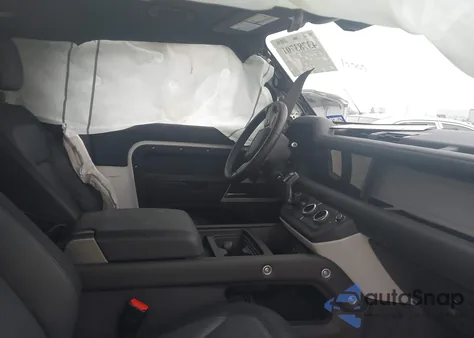 2024 Land Rover Defender 90 P400 X-Dynamic Se z USA, uszkodzony, nr VIN SALE26EU9R2305876